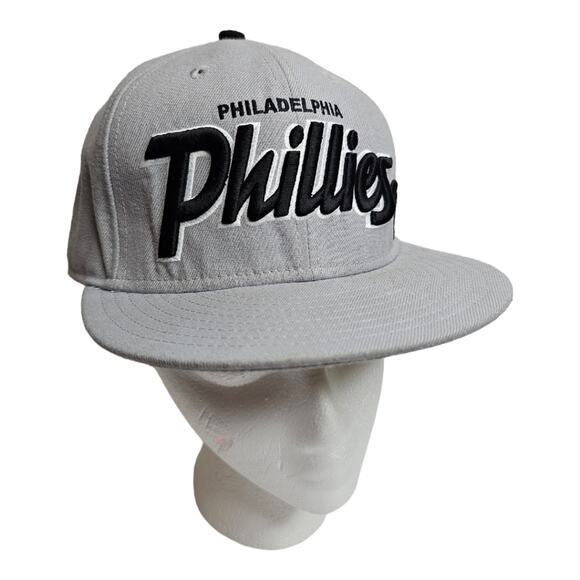 Philadelphia Philles New Era 59Fifty Fitted Baseball Hat 7 3/4 True Fit - Picture 1 of 9